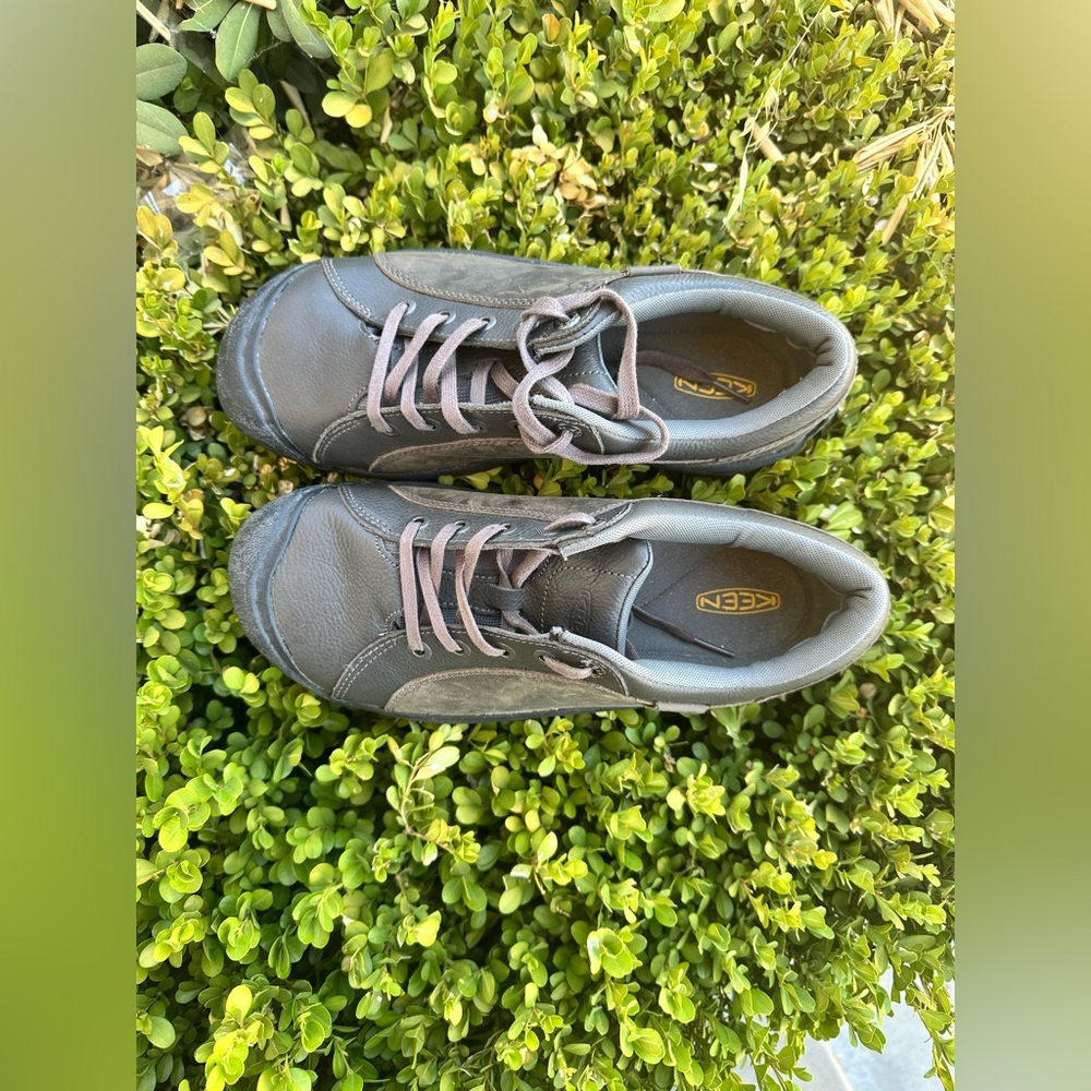 KEEN Men's Briggs Leather Oxford BRN/GRY size 10 preowned great condition - Picture 3 of 5